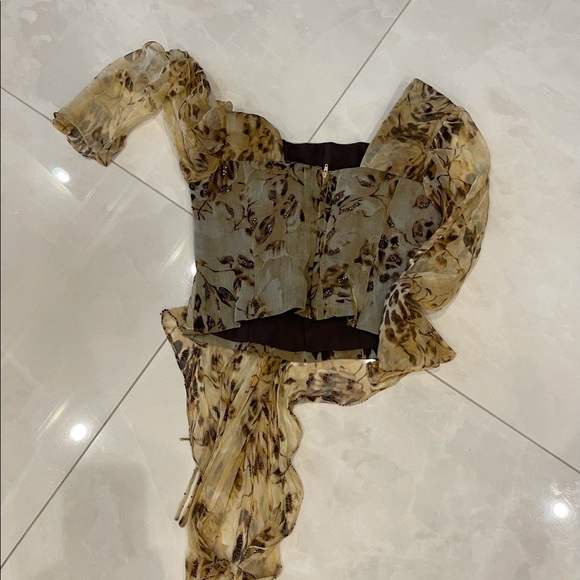 It’s a beautiful leopard handmade tap for a woman - Picture 2 of 3